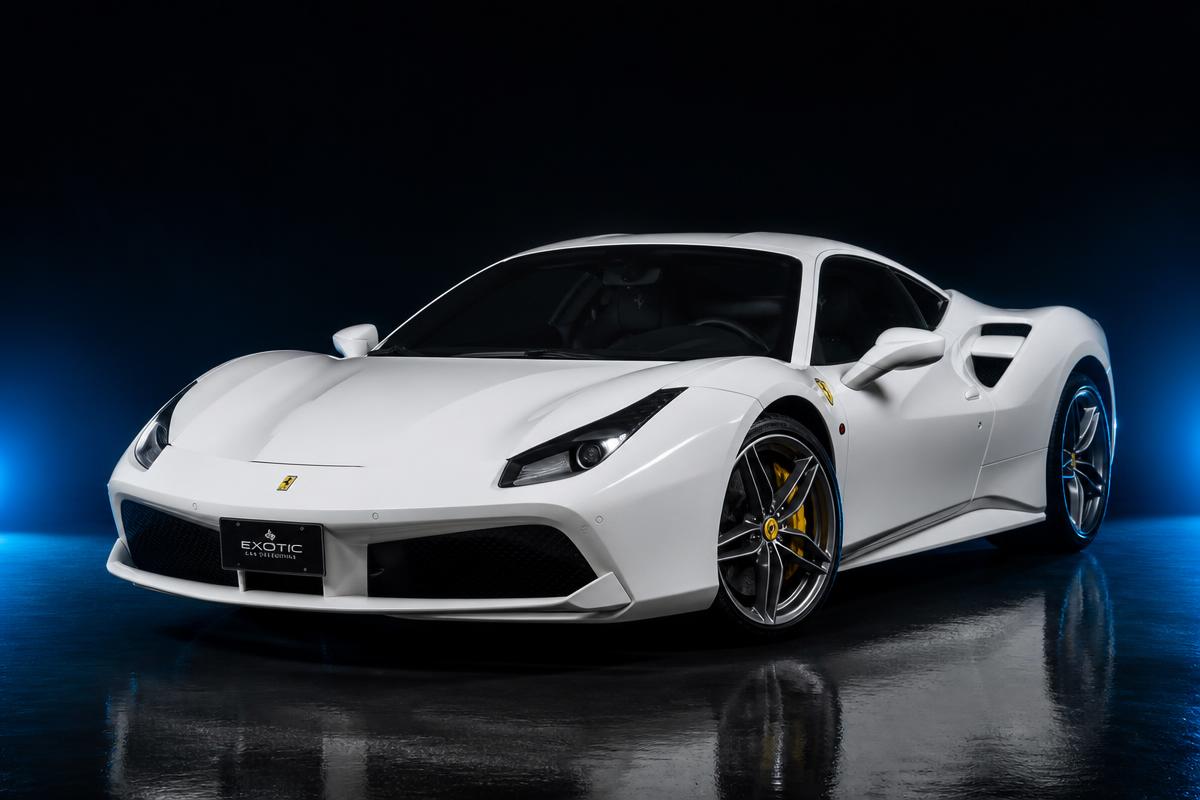 Ferrari 488 GTB en location chez KARSCOM à Paris